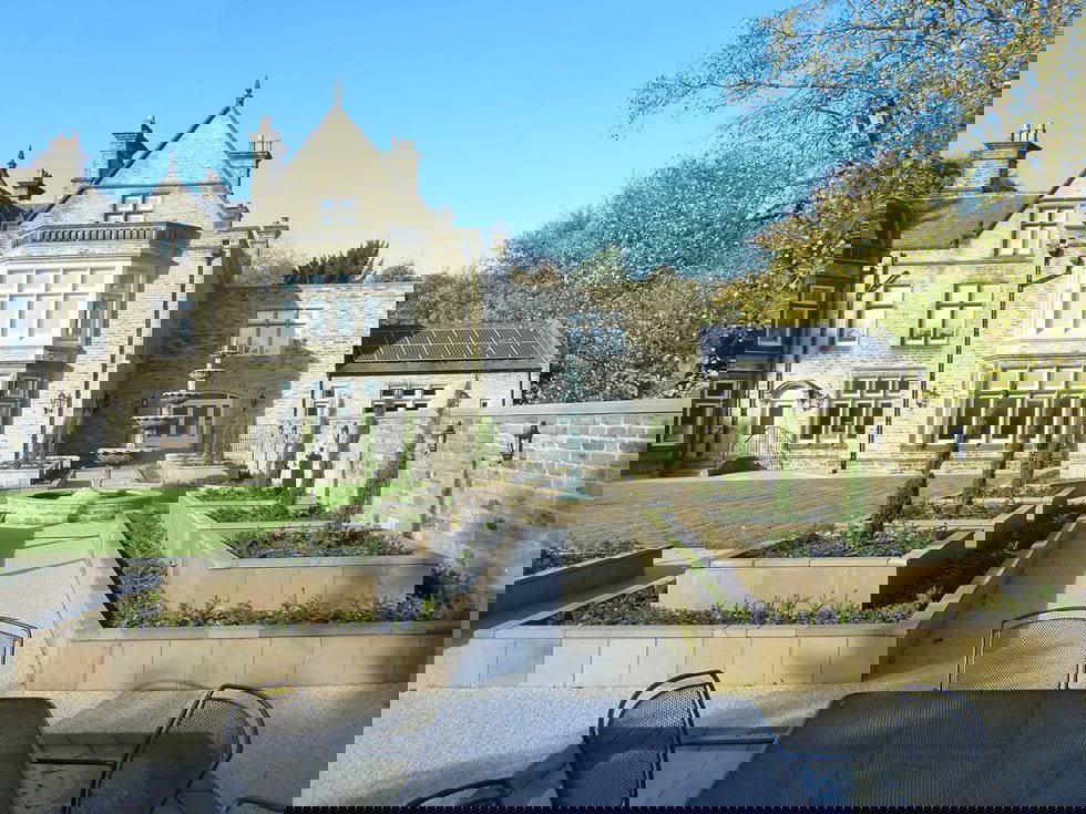 Private Roof Garden, Liverpool Natural Dimensions